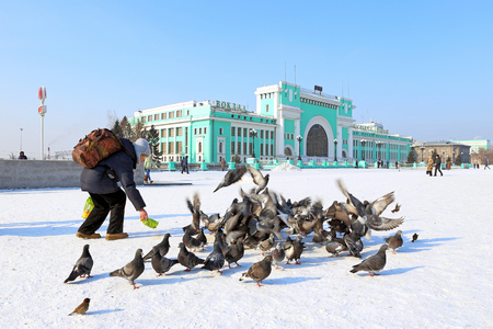 Novosibirsk, RUSSIA-FEBRUARY 21, 2016: Garin-Mikhailovsky Square and Novosibirsk-Glavny train stationのeditorial素材