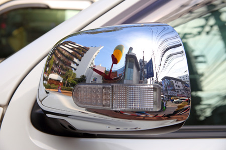 PATTAYA, THAILAND-DECEMBER 31, 2013: the reflection of the building of the shopping center Royal Garden Plazaのeditorial素材