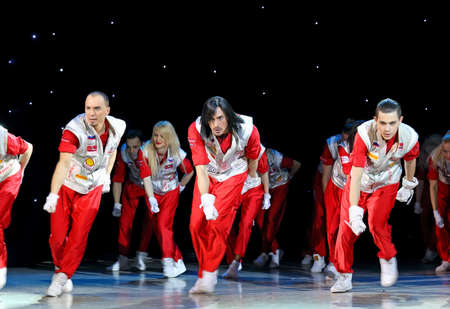 Nadym, RUSSIA-MARCH 03, 2014: Moments of the Todes show ballet performance by Alla Dukhovaのeditorial素材