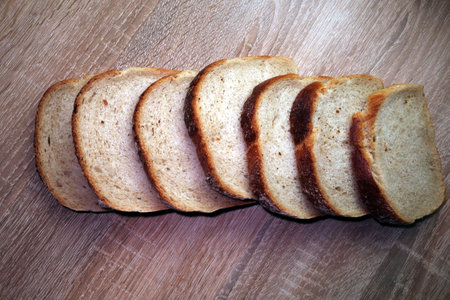 Fresh sliced ??bread