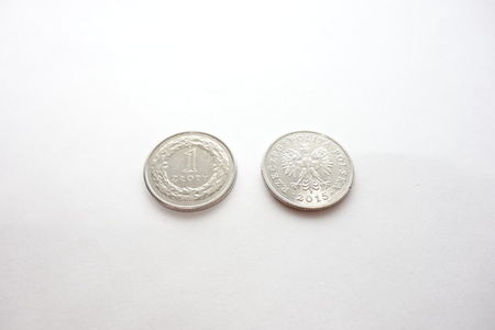 One zloty coin isolated on white backgroundの写真素材