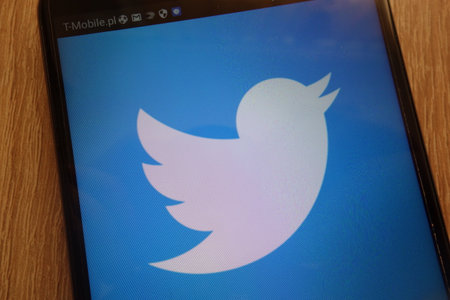 KONSKIE, POLAND - SEPTEMBER 01, 2018: Twitter displayed on a modern smartphoneのeditorial素材