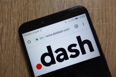 KONSKIE, POLAND - December 09, 2018: Dotdash website (www.dotdash.com) displayed on smartphoneのeditorial素材