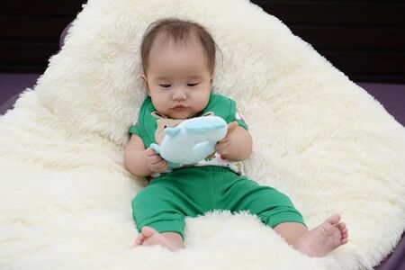 Baby and Mom : Moments of happiness between mother and child.の写真素材