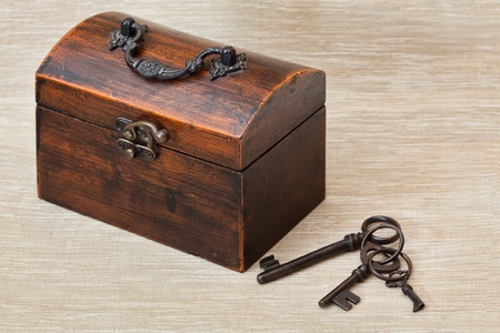 The old trunk with the keyの写真素材