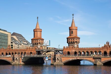 Germany, Berlin, Oberbaum Bridgeの写真素材