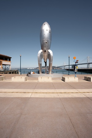 San Francisco - October 2: A temporary art installation, the Raygun Gothic Rocketship stands on a busy tourist promenade along the San Francisco Bay June 6, 2009 at San Francisco, California, USAのeditorial素材