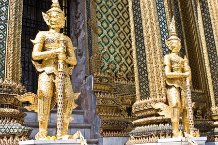 Guardian statue of Buddhist templeの写真素材