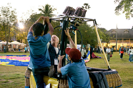 CHIANG MAI, THAILAND - NOV 26 : Unidentified man prepare balloon during Thailand balloon festival 2011 at Prince Royal college in Chiangmai, Thailand on Nov 26, 2011.のeditorial素材