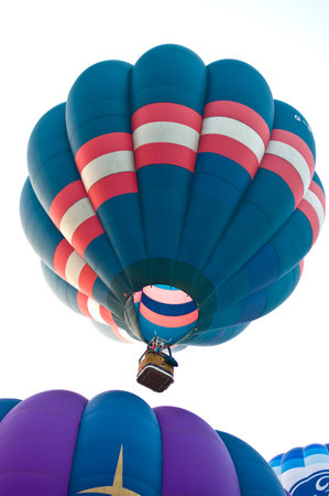 CHIANG MAI, THAILAND - NOVEMBER 26: Hot air balloons flying to the sky in Thailand International Balloon Festival 2011 at Chiang mai, Thailand on November 26, 2011.のeditorial素材