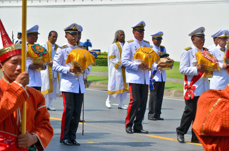 BANGKOK, THAILAND - APRIL 9 : The royal governor carry the royal insignia of rank on April 9, 2012  in The Royal Funeral of HRH Princess Bejaratana Rajasuda of Thailandのeditorial素材