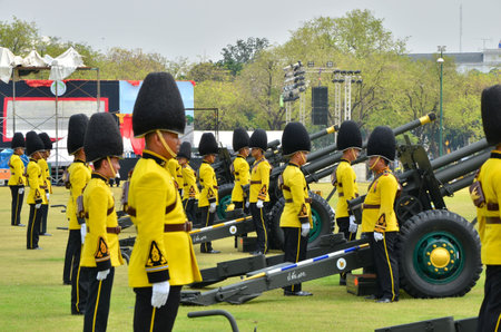 BANGKOK THAILAND - APRIL 9 : Soldier shoot a big gun on April 9, 2012  in The Royal Funeral of HRH Princess Bejaratana Rajasuda of Thailandのeditorial素材