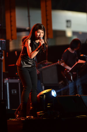 NONTABURI, THAILAND  - OCTOBER 4 : Nantida Kaewbuasai singer singing in Grammy Wonderland concert on 4 October 2012 at IMPACT Challenger, Nontaburi, Thailandのeditorial素材
