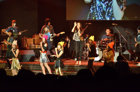 BANGKOK, THAILAND  NOV 18 : Bo TK Christian singer singing and show in Crossover Live  Concert on 18 November 2012 at Bangkok Christian College, Bangkok, Thailandのeditorial素材