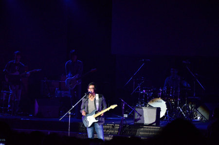 BANGKOK, THAILAND  NOV 18 : Joe  Nuvo or Jirayut Wattanasin Christian singer singing and show in Crossover Live  Concert on 18 November 2012 at Bangkok Christian College, Bangkok, Thailandのeditorial素材