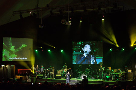 Anuwat Sanguansakphakdee, Boy, Bangkok, sound, playing, singing, singer, show time, live, song, joy, happiness, happy, fun, dance, sing, show, stage lighting, stage, celebrities, nice, lighting, design, music, people, Cross over live, event, Thailand, chrのeditorial素材