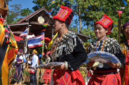 CHIANG MAI, THAILAND - DECEMBER 5 : Manau traditional event of Kachin's tribe to worship God and wish The king of Thailand on 5 December 2012 at Banmai Samahki, Chiang Dao, Chiang Mai, Thailandのeditorial素材