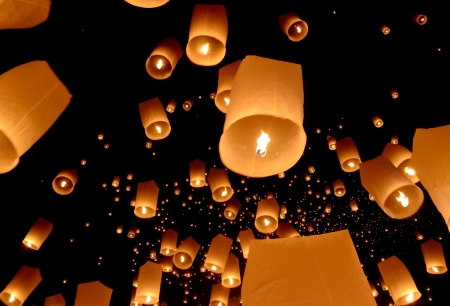 Floating lantern, Yi Peng Balloon Festival in Chiangmai Thailand の写真素材
