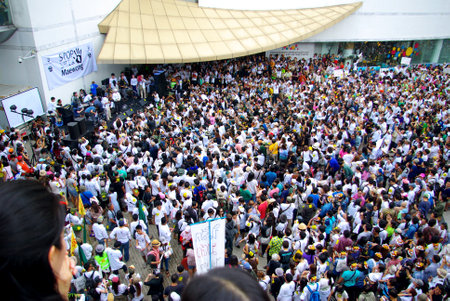 BANGKOK, THAILAND - SEPTEMBER 22   Huge crowd listen speech for against the construction of a dam in Mae Wong National Park on 22 September 2013 at Bangkok Art and Culture Centre, Thailandのeditorial素材
