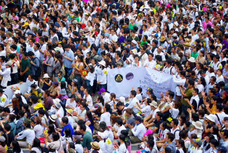 BANGKOK, THAILAND - SEPTEMBER 22   Huge crowd listen speech for against the construction of a dam in Mae Wong National Park on 22 September 2013 at Bangkok Art and Culture Centre, Thailandのeditorial素材