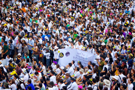 BANGKOK, THAILAND - SEPTEMBER 22   Huge crowd listen speech for against the construction of a dam in Mae Wong National Park on 22 September 2013 at Bangkok Art and Culture Centre, Thailandのeditorial素材