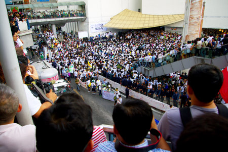 BANGKOK, THAILAND - SEPTEMBER 22   Huge crowd listen speech for against the construction of a dam in Mae Wong National Park on 22 September 2013 at Bangkok Art and Culture Centre, Thailandのeditorial素材