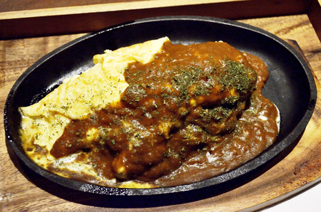 Rice and curry with omelet in Japanese styleの写真素材