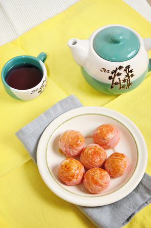 Moon cake with tea の写真素材