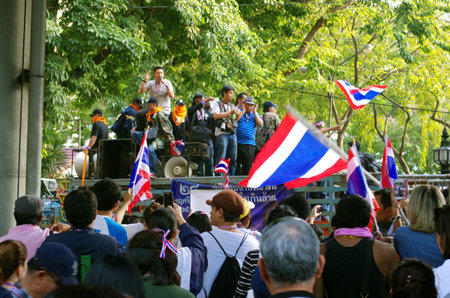 BANGKOK,THAILAND - DECEMBER 2   Anti-government protesters to blockade the Royal Thai Police  The protest Against The Amnesty bill in Bangkok, capital of Thailand on 2 December 2013 のeditorial素材