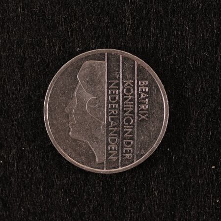 Back side of a former Dutch 1 Guilder coin