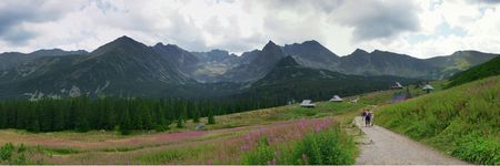 Panorama of the beatiful Polish mountain Tatrasの写真素材