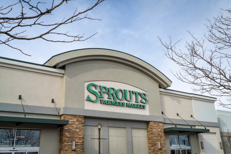 Fort Collins, CO, USA - January 27, 2023: Entrance sign for Sprouts Farmers Market, supermarket chain offering a wide selection of natural and organic foods.のeditorial素材