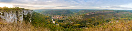 Cliffs overlooking the medieval village of Saint-Antonin-Noble-Val in Occitanie, Franceの写真素材