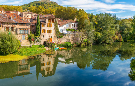 Medieval village of Saint-Antonin-Noble-Val on the Aveyron River, in Tarn et Garonne, Occitanie, Franceの写真素材