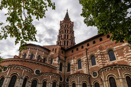 Saint-Sernin Basilica in autumn, in Toulouse, Occitania, Franceの写真素材
