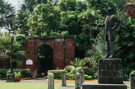 NOV 20, 2012 Manila, Philippines : Old historic Park and Jose Rizal Statue in Fort Santiago Intramuros districtのeditorial素材