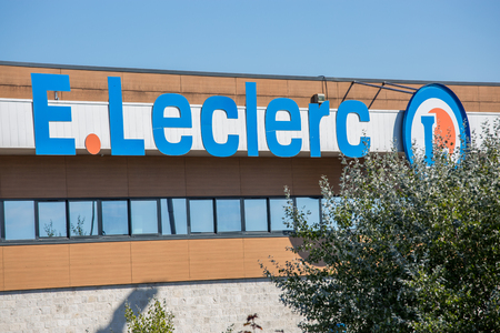 La rochelle, France - September 9 2016: E.Leclerc French supermarket office facade on a sunny day with logoのeditorial素材