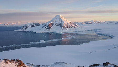 Outdoor Mountain Landscape Photography