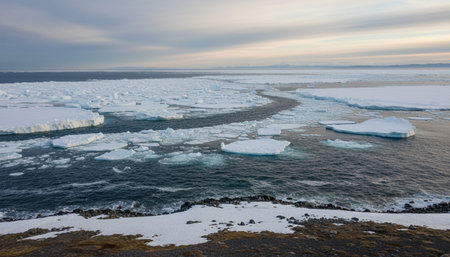 Beautiful Sea and Ocean Landscape in Natural Environment