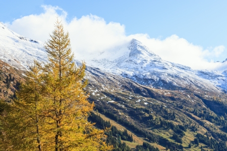 Snowcapped mountain pek in the Alp landscapeの写真素材