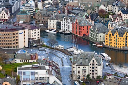 Canal at the houses and streets in the cityのeditorial素材