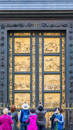 People at the Gates of Paradise at the Baptistery of St. John in Florence, Italyのeditorial素材