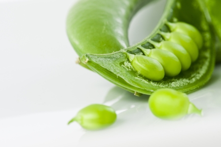 Close up of split sweet pea arranged on white background の写真素材