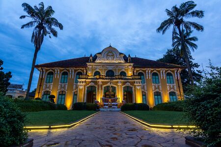 Chao Phraya Abhaibhubejhr Building With a view in the evening light Adorned with beautiful lights.のeditorial素材