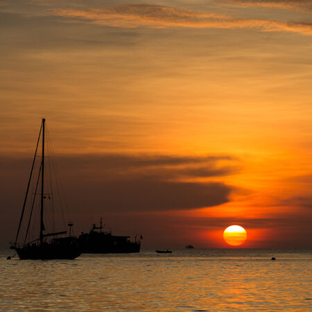 Beautiful sunset above the seaの写真素材