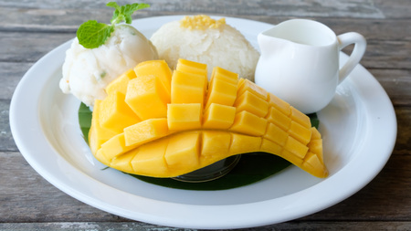 Mango with sticky riceの写真素材