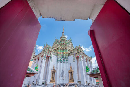 Wat Pho, Alignment door, Bangkok, Thailandの写真素材