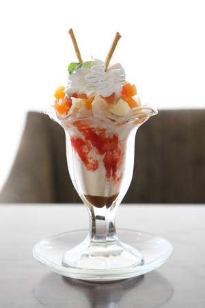 Fruit with vanilla ice cream の写真素材