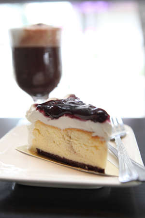 Blueberry cheesecake slice の写真素材