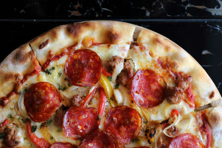 pepperoni pizza in close upの写真素材